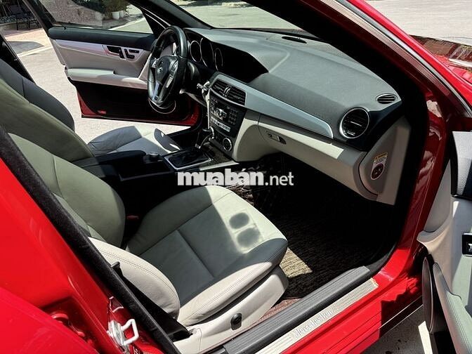 Mercedes Benz C Class 2012 C300 AMG siêu mới