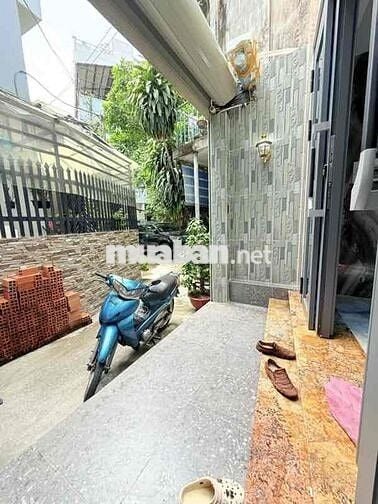 Siêu Phẩm 4 tầng Bùi Đình Tuý DTSD 165m2 4PN giá sốc 6,2Tỷ còn TL