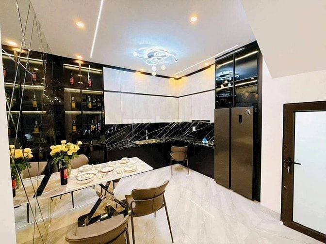 Bán nhà phố Phương Mai ô tô qua nhà kinh doanh, Dt 46m2, 4t, mt 4.1m.
