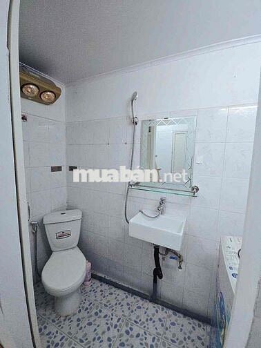 cần bán gấp nhà tập thể tầng 3 Lò Đúc 50m  2.75 tỷ Hai Bà Trưng