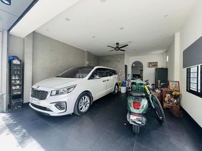  Bán CHDV ngay Hàng Xanh, 8 x 16m, 5 Tấm Giá 20 tỷ thương lượng