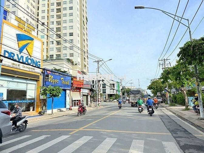 HÀNG VIP KHU ĐẸP NHẤT TRƯỜNG THỌ - LÔ ĐẤT ĐƯỜNG ĐẶNG VĂN BI - NGANG 8M