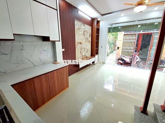 6.15 TỶ-5 TẦNG MỚI-SÁT Ô TÔ-DƯƠNG VĂN BÉ-TÂN KHAI