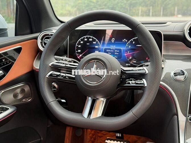 Mercedes Benz GLC 2024 300 4Matic - 1000 km