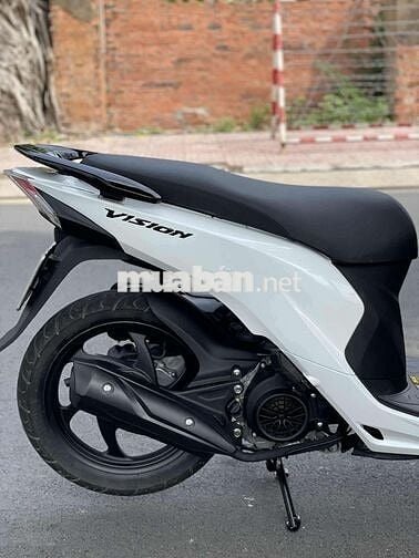 Vision xe đẹp đưa trước 11 củ nhận xe