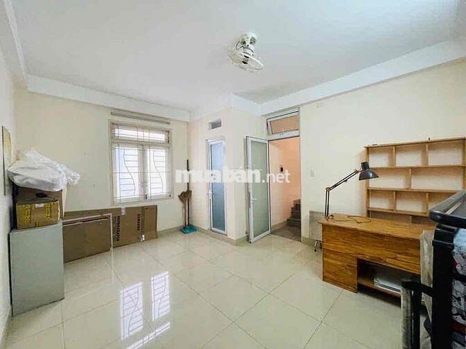 Bán Nhà Lê Văn Sỹ - Phú Nhuận- Giáp Quận 3 - Sát Mặt Tiền