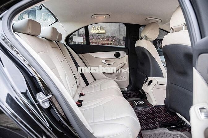 Công ty cần bán C180 AMG sx 2021 mới 98%
