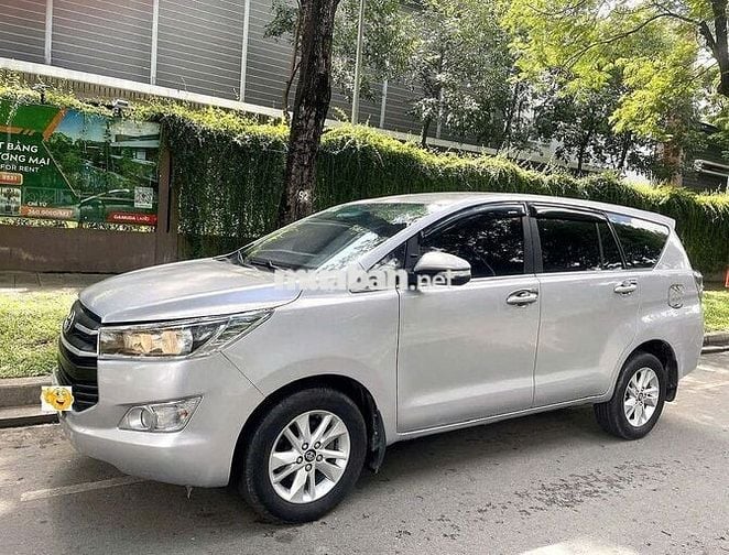 Bán Toyota INNOVA 2020 E xe nhà không kinh doanh