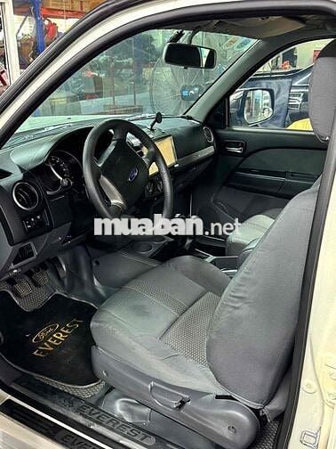 Ford Everest 2.5 MT 2015-CÁ NHÂN SỬ DỤNG