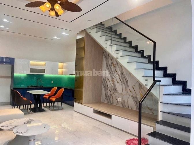 MỖI THÁNG THANH TOÁN CHỈ CHƯA TỚI 6 TRIỆU SỞ HỮU CĂN NHÀ 2 LẦU TP HCM
