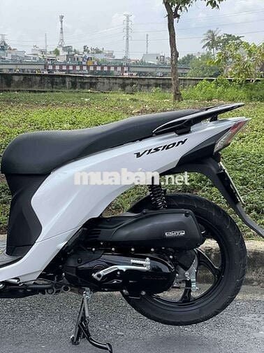 Vision xe đẹp đưa trước 11 củ nhận xe