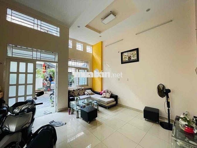 Bán Nhà Lê Văn Sỹ - Phú Nhuận- Giáp Quận 3 - Sát Mặt Tiền