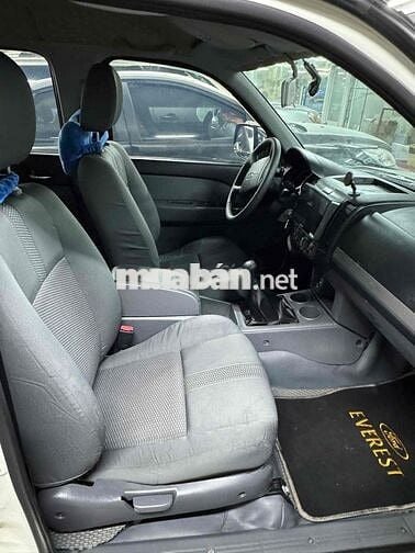 Ford Everest 2.5 MT 2015-CÁ NHÂN SỬ DỤNG