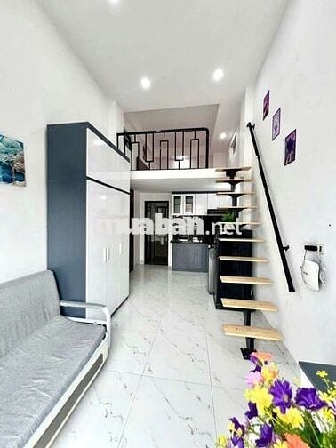 Căn Studio 35m2 Có gác xép. Full đồ ban công, máy giặt tại Cầu Giấy