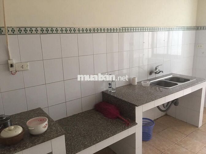 Căn hộ 126m2 3 PN Tòa nhà HH2, Dương Đình Nghệ, Phường Cầu Giấy mới
