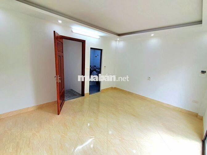 6.15 TỶ-5 TẦNG MỚI-SÁT Ô TÔ-DƯƠNG VĂN BÉ-TÂN KHAI