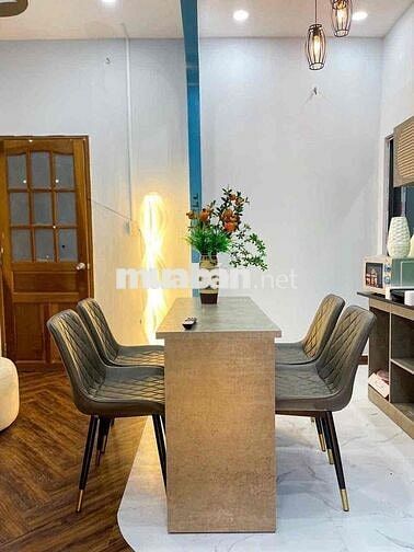 Cho Thuê Căn Hộ Full Nội Thất 2PN Ngay Quận 10