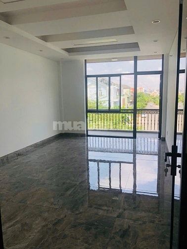 Bán nhà mặt tiền Bùi Tá Hán phường An Phú Quận 2 giá 18,5 tỷ