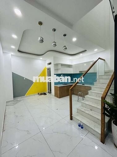 Nhà đẹp 1 trệt 1 lầu, nở hậu hẻm thông thoáng – Tân Thuận Tây, Quận 7