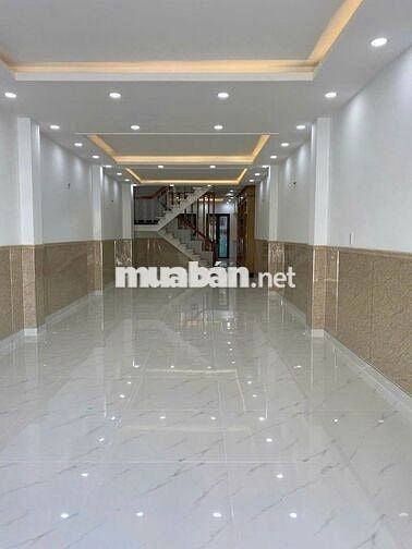 Cần cho thuê nhà MT 615A Đường 3/2 P.8 Q.10