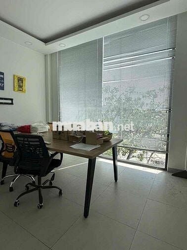 Cho thuê Nhà 1 trệt 2 lầu Mặt Bằng VP kinh doanh MT đường P Trường Tho