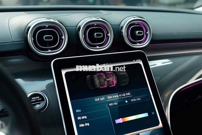 Mercedes C300 AMG - 9000 km - Đăng ký lần đầu 2023