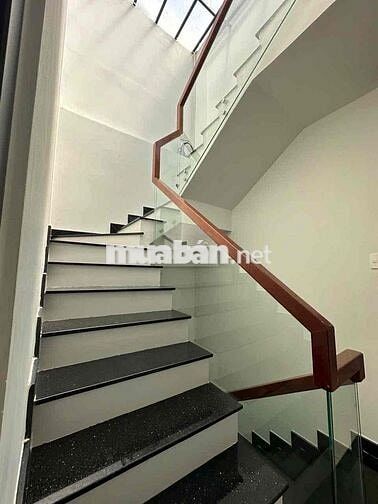 Cho thuê Nhà 1 trệt 2 lầu Mặt Bằng VP kinh doanh MT đường P Trường Tho