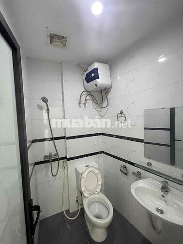 Bán CCMN Mới Thoáng Đẹp , Tầng Trung Căn Góc - Chính Kinh, Nguyễn Trai