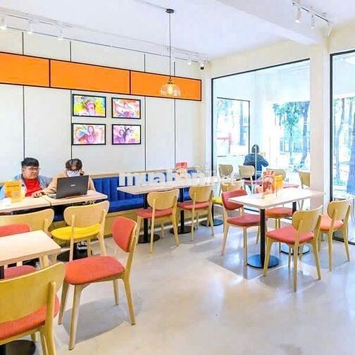 Cho Thuê Nhà Suốt Đẹp Có Hầm Xe Đường Phan Xích Long, Phú Nhuận