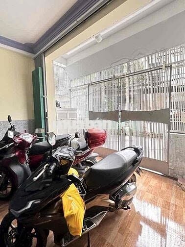 Nhà đối diện Lotte mart Gò Vấp 4 tầng sẵn dòng tiền