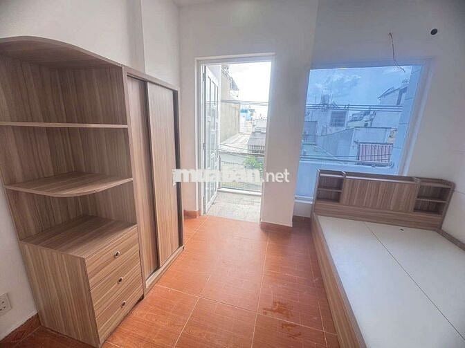 PHÒNG BAN CÔNG GIÁ RẺ MỚI XÂY SẴN NỘI THẤT NGAY GẦN ĐẦM SEN, ĐH VHU
