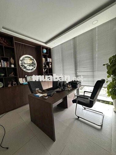 Cho thuê Nhà 1 trệt 2 lầu Mặt Bằng VP kinh doanh MT đường P Trường Tho