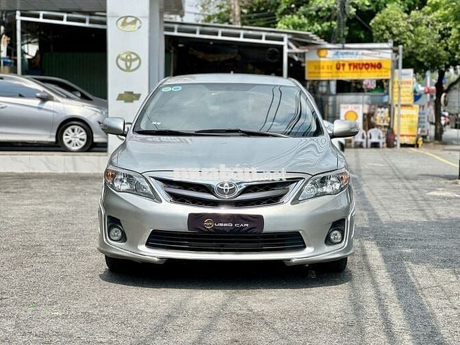 Toyota Corolla Altis 2013 2.0