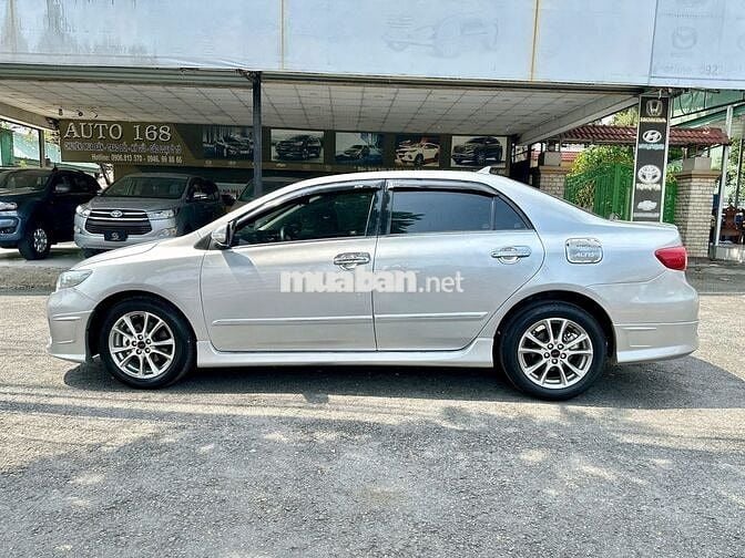 Toyota Corolla Altis 2013 2.0