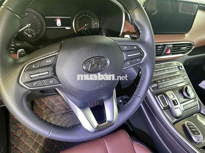 Hyundai Santa Fe 2024 Tiêu chuẩn 2.2L - 7000 km