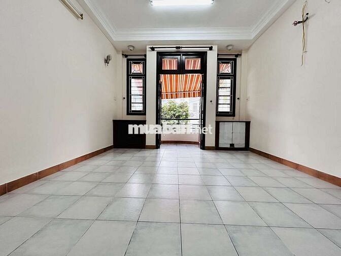 Nhà 5x20m Đăng Dung Tân Định 3 lầu 6PN lớn mới đẹp giá chỉ 36tr