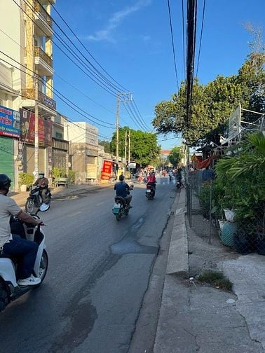 Cần bán nhà mặt tiền Liên Khu 4 - 5 (5x25m), Quận Bình Tân