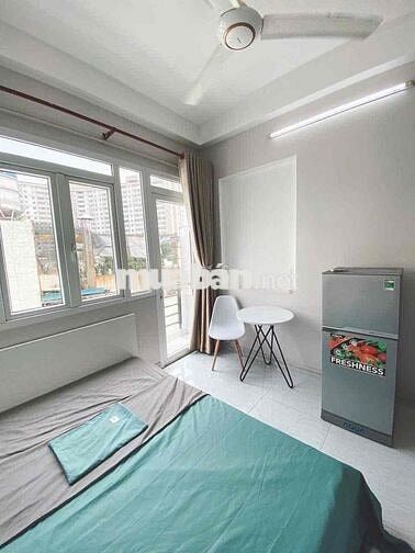Phòng cho thuê Q1 Trần Khánh Dư bancol gần Phố Đi Bộ - ĐH Ngân Hàng
