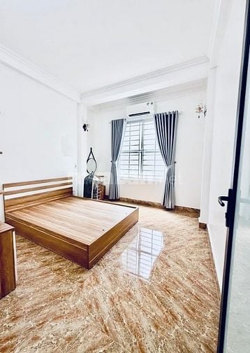 Bán nhà gấp CC mini 10p khép kín 52m2 ở gần đường chợ Hoàng Mai Gốc Đề