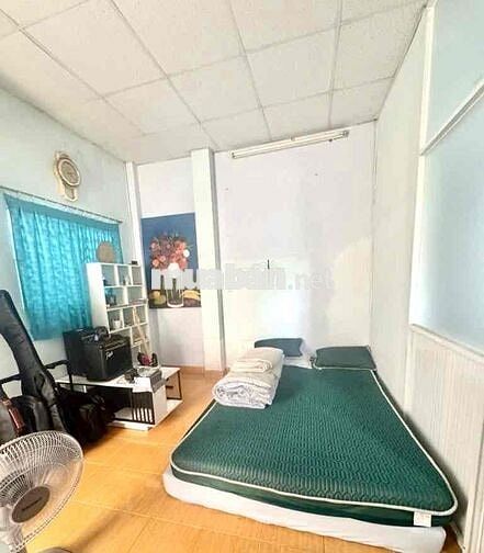 Bán gấp nhà 3 tầng 18m² Tân Bình – DTSD 54m² – giá siêu rẻ chỉ 2.x tỷ