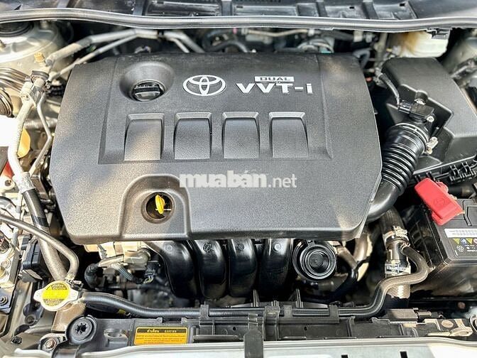 Toyota Corolla Altis 2013 2.0