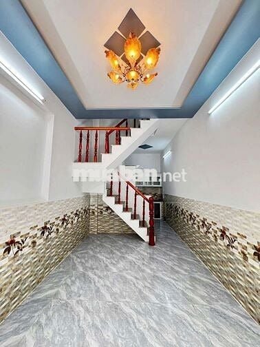 Bán  nhà  đẹp  Khu dân cư 100%