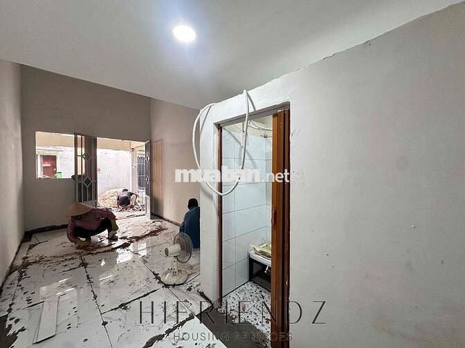Trệt - Duplex gác cao cầu than hộp - đi bộ qua aeon tân phú