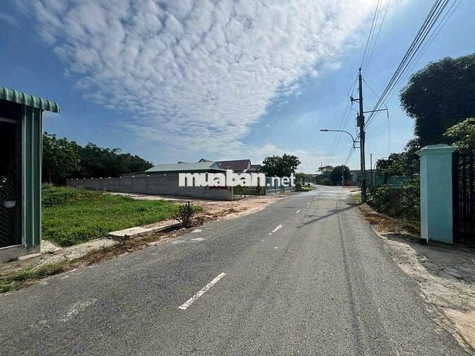 400m2 Có 200ThổCư Đường Nhựa 150Triệu Ngay KCN Long Hà Đối Diện Chợ