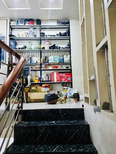Bán nhà gấp đường Lê Liễu, dt 4mx10m, đúc 3.5 tấm,giá 5.95 tỷ (tl nhẹ)