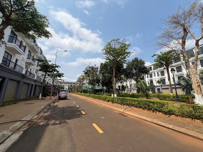 Shophouse ML133 khe thoáng, view hoa viên dự án Ecocity