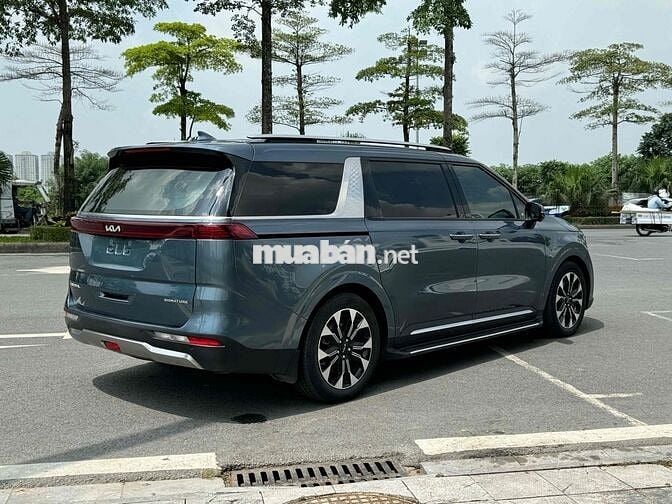 Kia Carnival 2023 Signature 2.2D - 48000 km