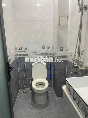 NHÀ 2TẦNG 4x20 ĐÚC 3PN - HẺM 8M THÔNG