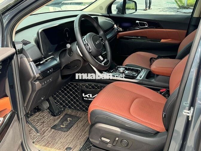 Kia Carnival 2023 Signature 2.2D - 48000 km