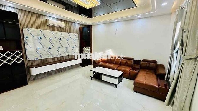 BÁN NHÀ HẺM XE HƠI – LG2 – NGANG 4.5M – BÌNH TRỊ  ĐÔNG